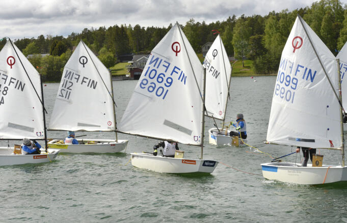 ÅSS-unga seglade Optimist/Kadett-FM