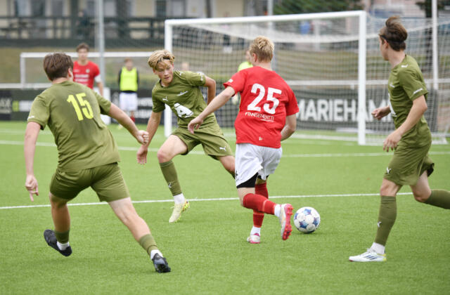 Kryss och tappad serieledning för IFK Mariehamn Akademi