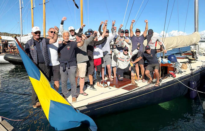 Ålänningar försvarade VM-titeln efter dramatiskt avgörande i Marstrand