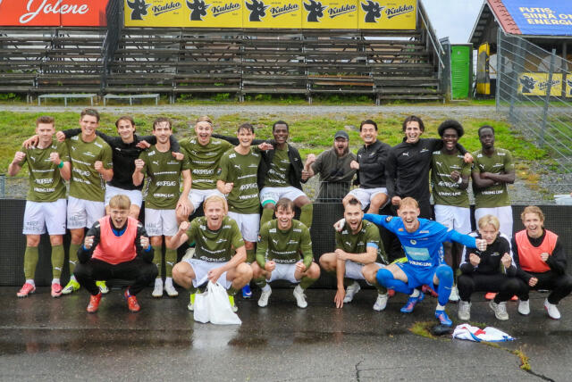 Christoffer Viktorsson var ensam IFK-supporter i Kuopio: ”Det var värt resan”