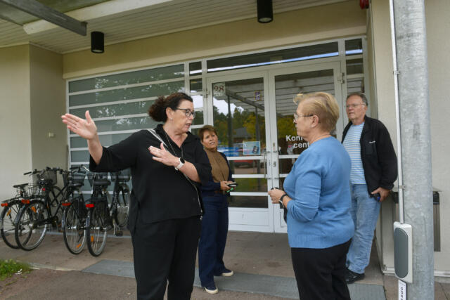 Lindén och Thörnroos kom oanmälda till ÅHS – visades på dörren