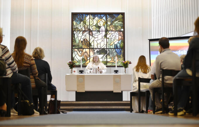 Vemodigt när Sankt Mårtens-gården upphörde vara kyrka