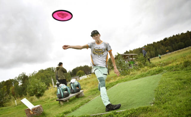 Discgolfarnas dubbel-ÅM avgjordes på dubbla banor