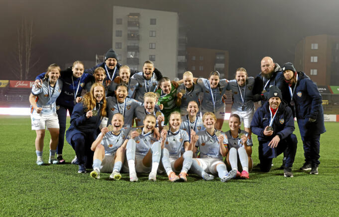 Jubel i Kuopio: ÅU vann mot KuPS och säkrade ligasilvret