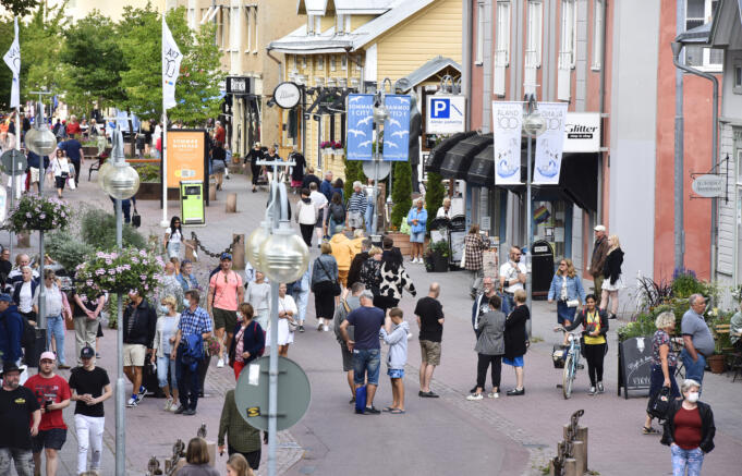 Landskapets kostnad per ålänning: 12 023 euro